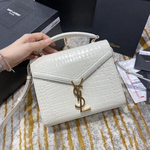 Handbags SAINT LAURENT 602716 size 20x16x7.5 cm