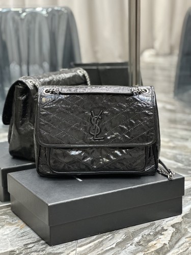 Handbags SAINT LAURENT 498830 size 32x23x9 CM