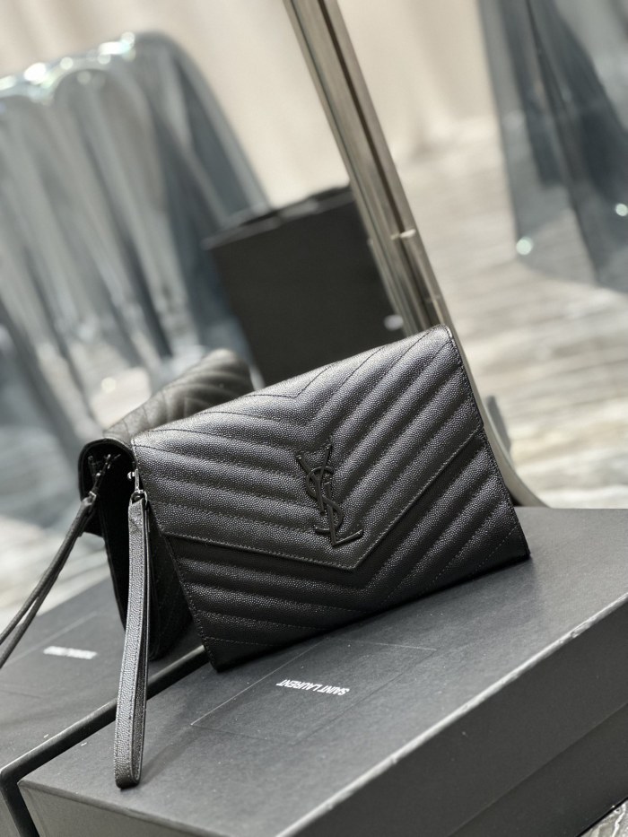 Handbags SAINT LAURENT 617662 size 21×6×3 cm