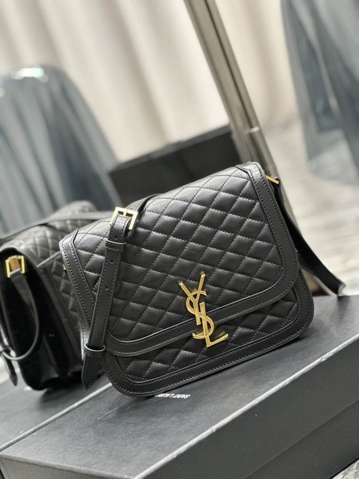 Handbags SAINT LAURENT 605026 size 22x18x5 cm
