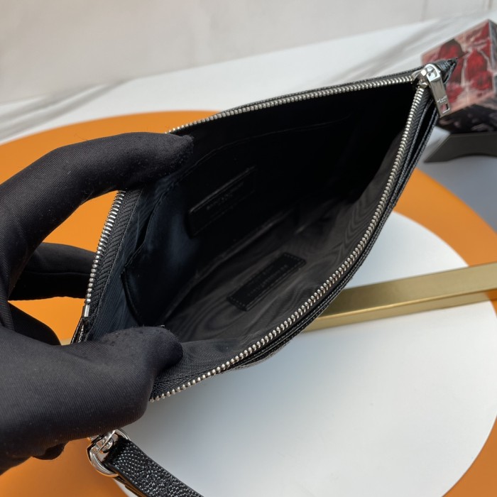 Handbags SAINT LAURENT 423297 size 23*13*1 cm