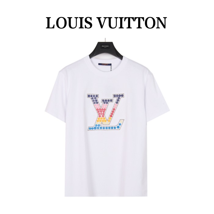 Clothes Louis Vuitton 620