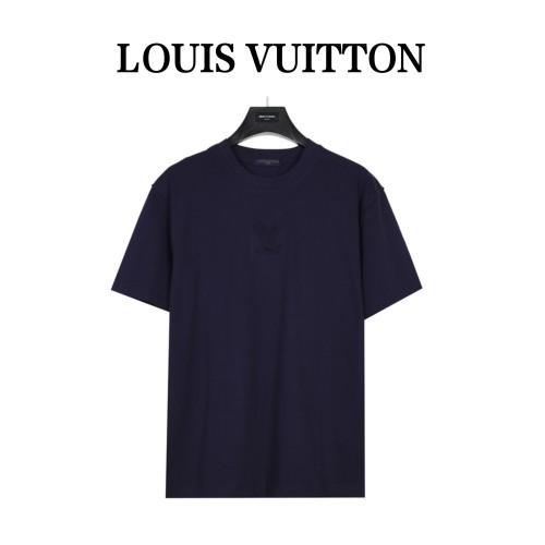 Clothes Louis Vuitton 626