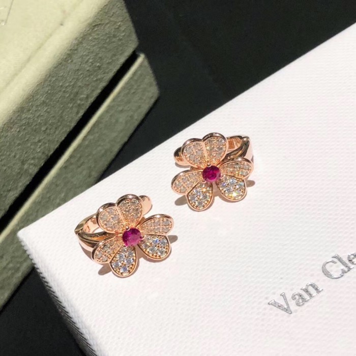 Jewelry Van Cleef x Arpels 37