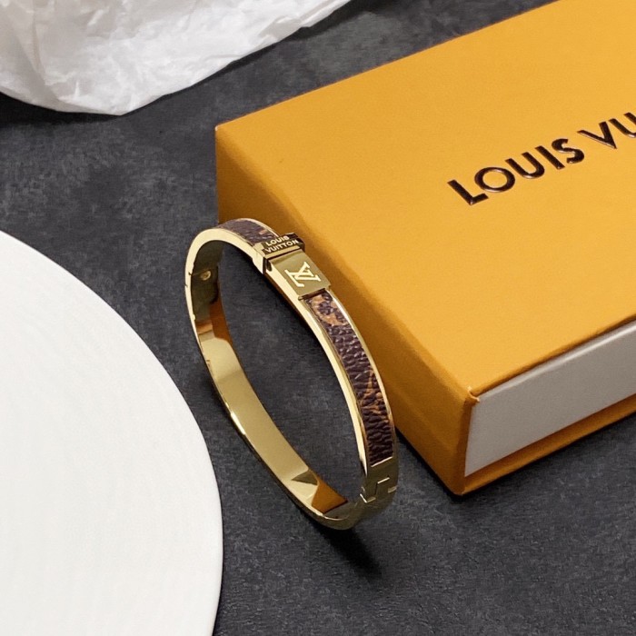 Jewelry Louis Vuitton 367