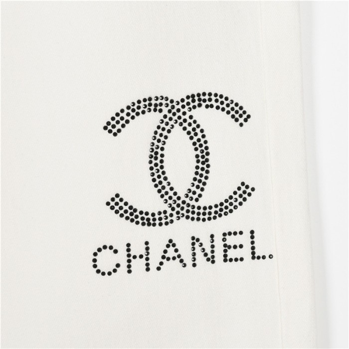 Clothes CHANEL 39