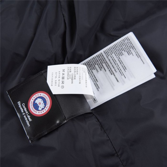 Clothes Canada goose 1