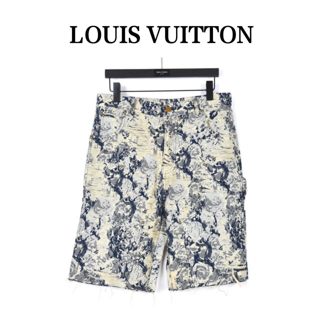 Clothes LOUIS VUITTON 814