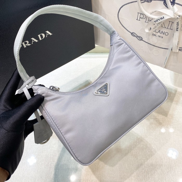 handbags prada Hobo 1NE515 Re-edition 2000 Size:22*17*6