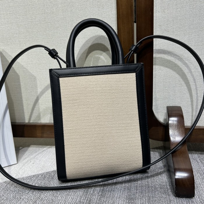 Handbags CELIN Triomphe Mini Cabas 193302 size:17-21-4 cm