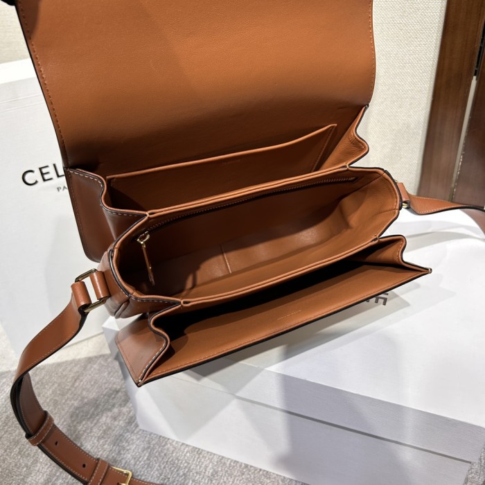 Handbags CELIN 191242 size:22 cm
