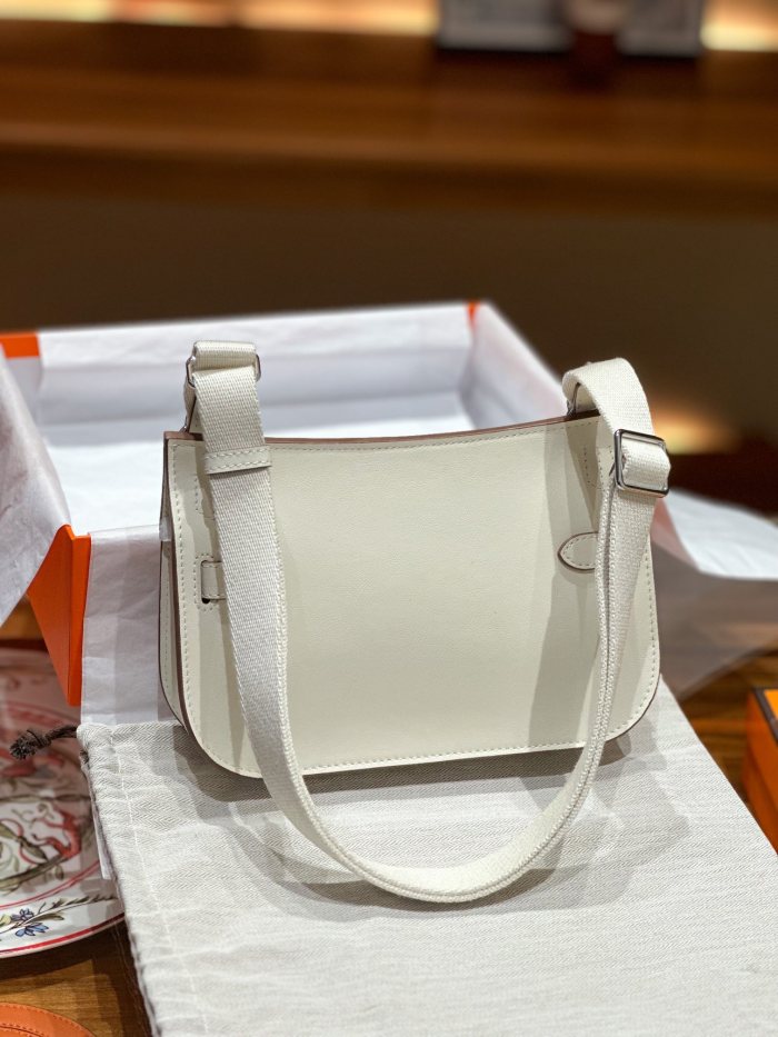 Handbags Hermes Jypsiere size:23-17-5 cm