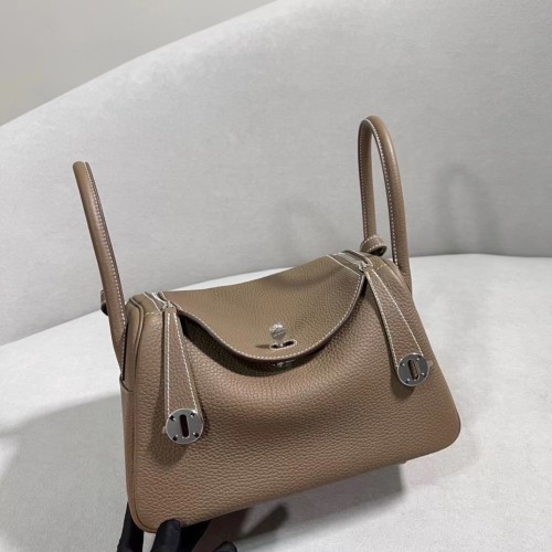 Handbags Hermes Lindy size:19.5 cm