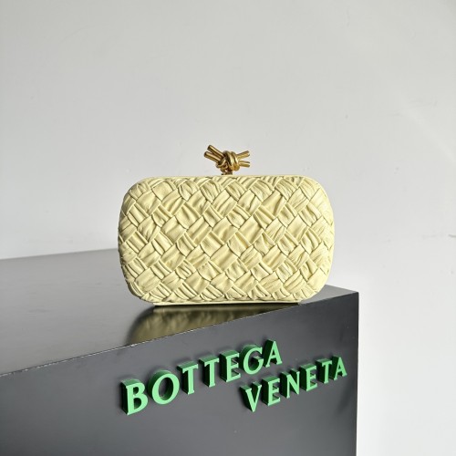 handbags Bottega Veneta 717622 size:20.5*6*12.5