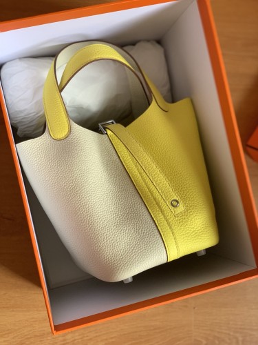 Handbags Hermes Picotin size:18 cm