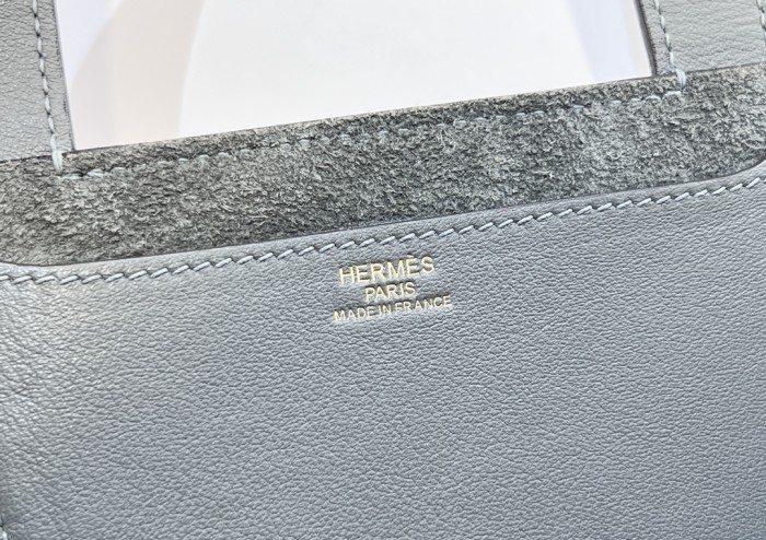 Handbags Hermes in the loop size:18 cm