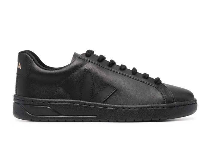 Veja Urca CWL Full Black (Women's)