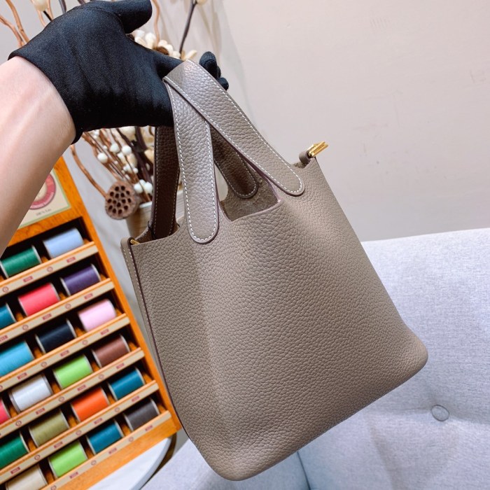 Handbags Hermes Picotin size:18cm