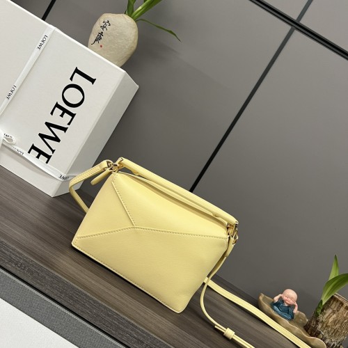 Handbags LOEWE 062312 size:18*12.5*8 cm