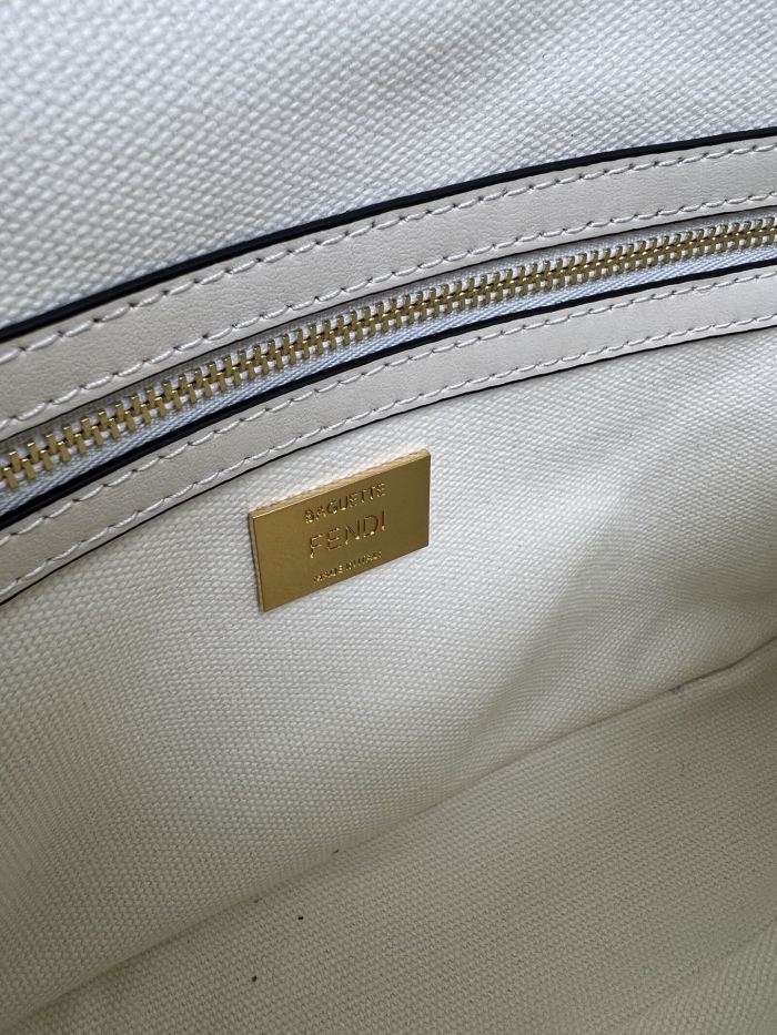 handbags FENDI Baguette size:26*6.5*13.5cm