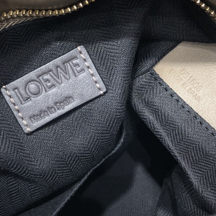 Handbags LOEWE Ykk size:29x18x12 cm