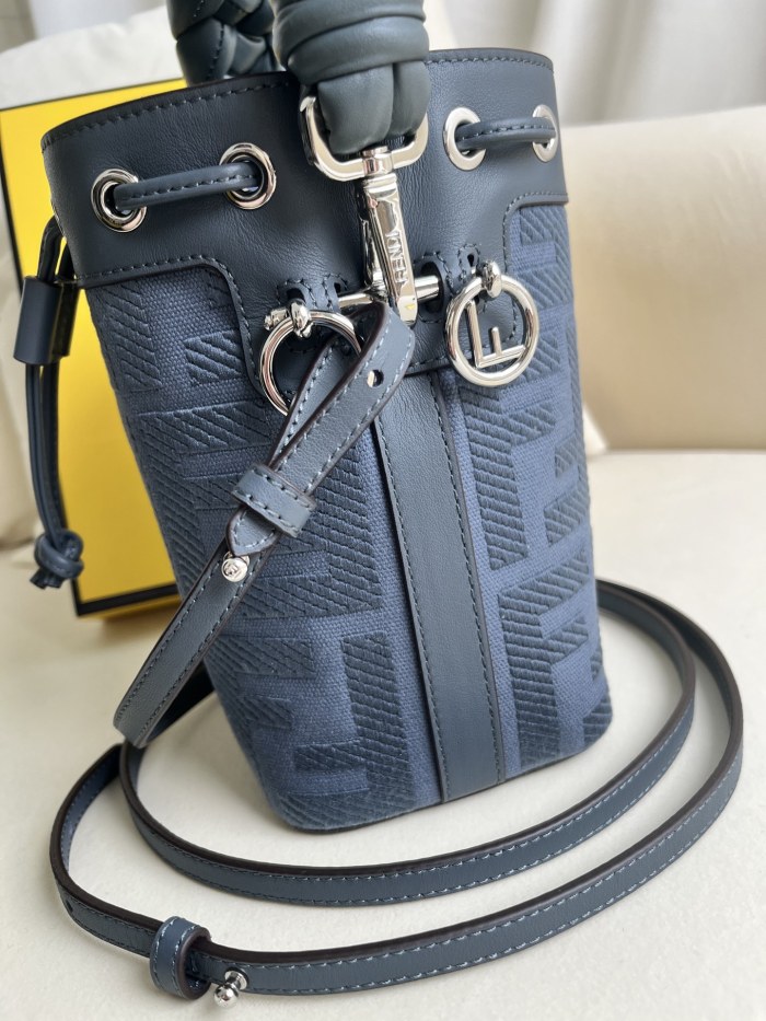 handbags FENDI 038 size:12*18*10cm
