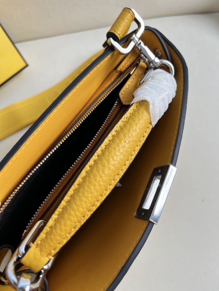 handbags FENDI 8066 size:21cm