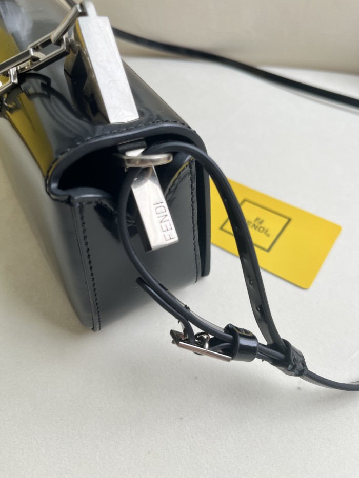 handbags FENDI 8605 size:23*13*7cm