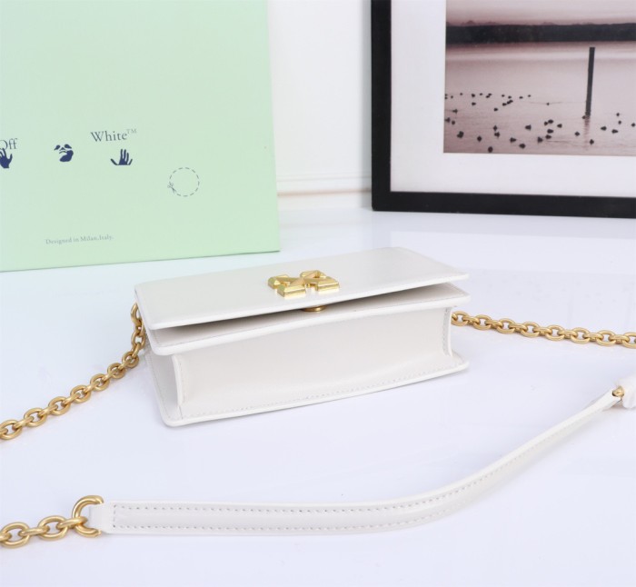 handbags OFF-White 601（5885970）size:19*12*5cm