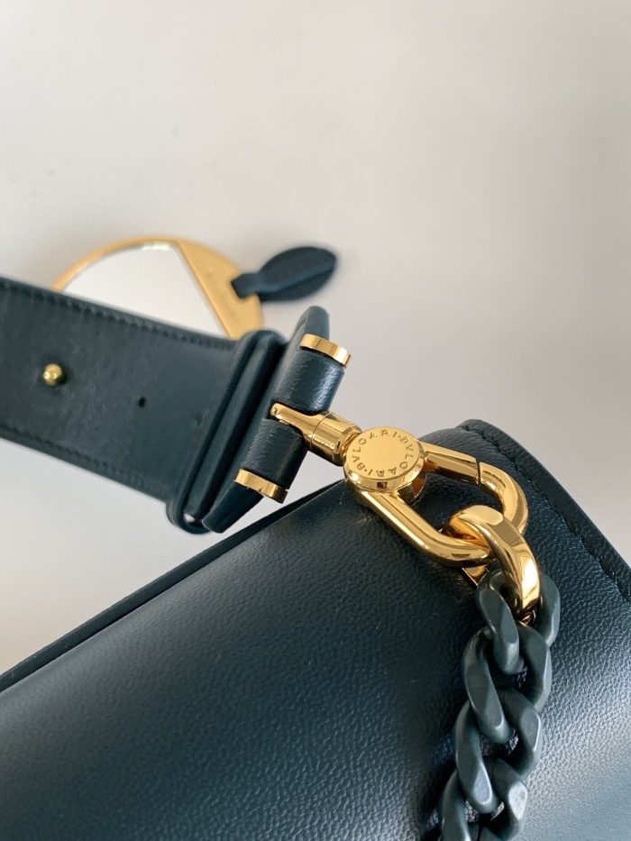 Handbags Bvlgari Serpenti Forever size:25*17*8 cm
