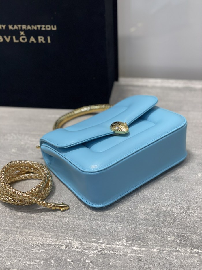 Handbags Bvlgari 291071 size:19.2*15*6 cm