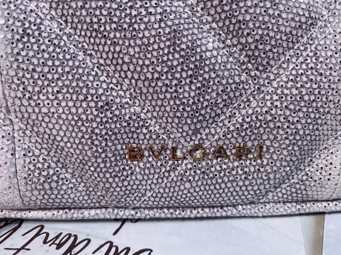 Handbags Bvlgari 28799391200 size:22.5*15*10 cm