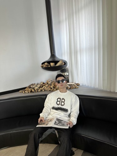 Clothes Balenciaga 715