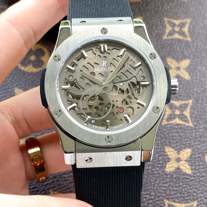 Watches Hublot 315626 size:44*13 mm