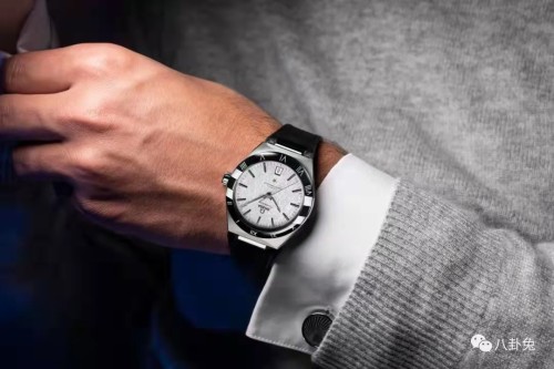 Watches OMEGA 317336 size:39*41 mm