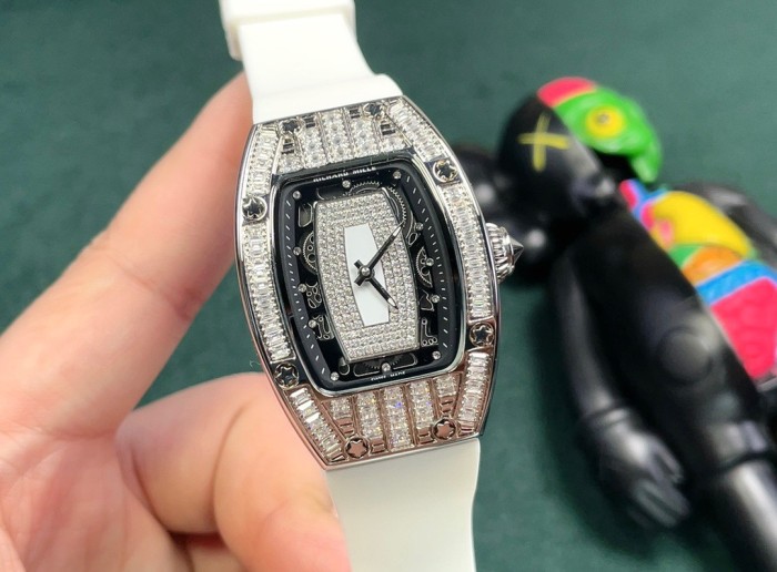 Watches Richard Mille 322600 size:45*31 mm