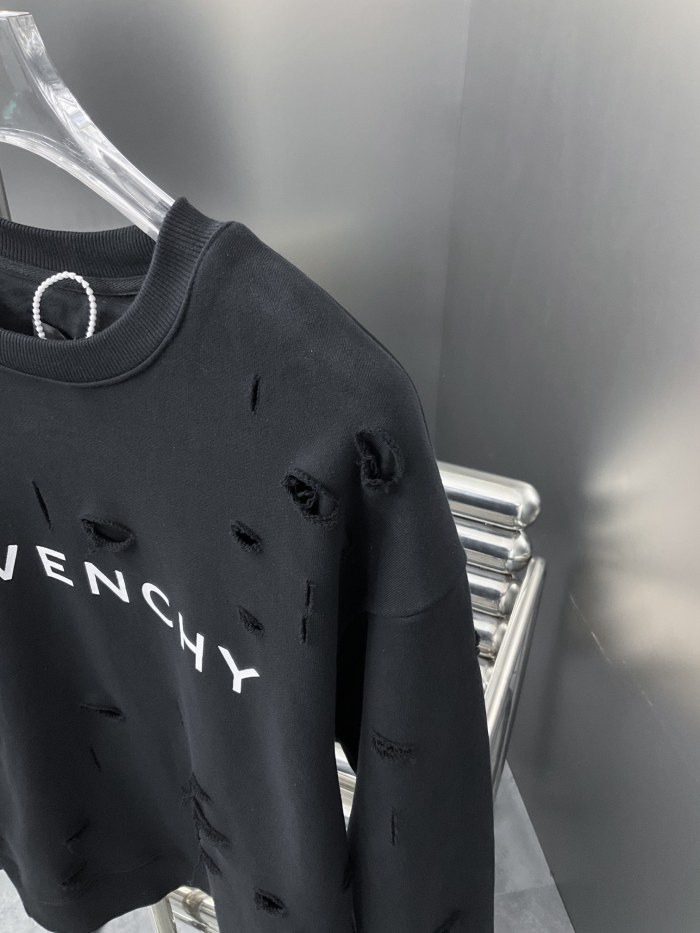 Clothes Givenchy 280