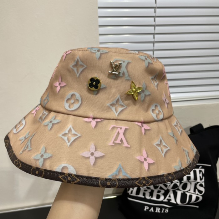 Streetwear Hat LV 329050