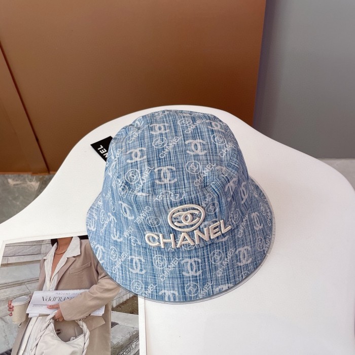 Streetwear Hat Chanel 329037