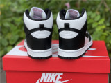 Authentic Nike SB Dunk High Black/White