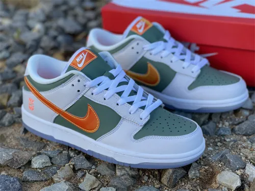 Authentic Dunk SB Low White/Green-orange