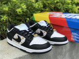 Authentic Supreme x Nike SB Dunk Low “Black Stars