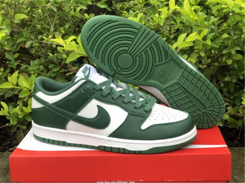 Authentic Nike Dunk Low  Team Green