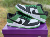 Authentic Nike Dunk Low OG QS Black/White/Green