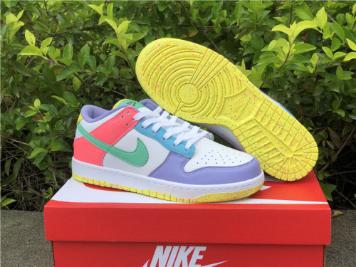 Authentic NIKE Dunk Low SE Easter   CANDY