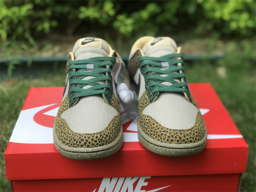 Authentic Nike Dunk Low “Safari” Cacao Wow/Off Noir-Gorge Green