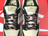 Authentic Nike SB Dunk Low BEIGE/BLACK