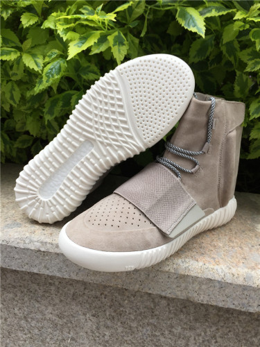 Authentic Yeezy 750 Brown/White