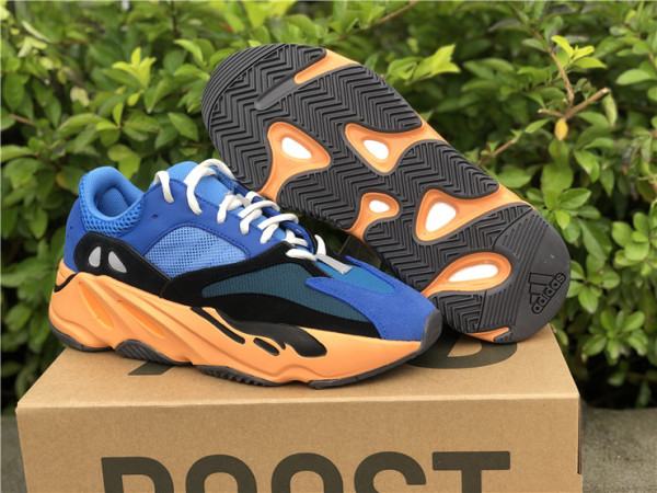 Authentic Boost Y 700 BRBLUE