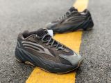 Authentic Boost Y 700 V2 GEODE